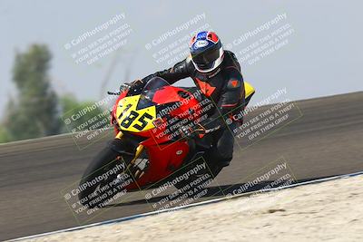 media/Sep-20-2025-TrackDaz (Sat) [[27f0cde673]]/A Group/11am (Turn 2)/